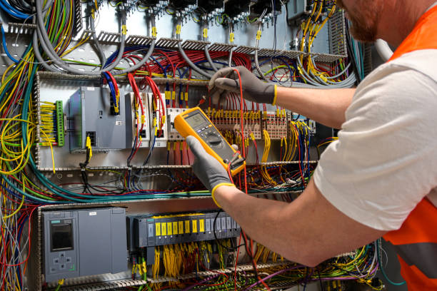 Best Commercial Electrician Services  in Amelia, LA